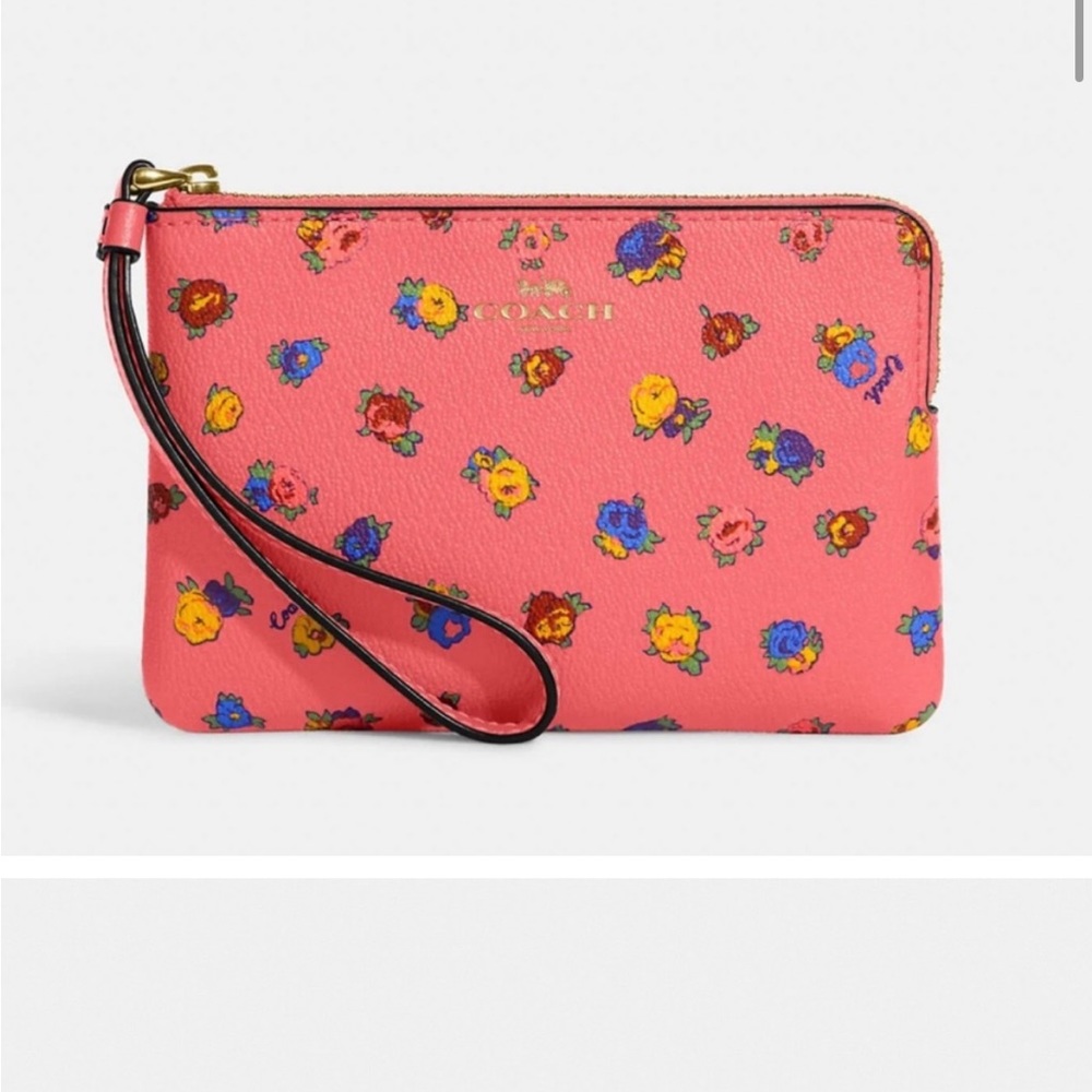 COPY - NWT - Coach Corner Zip Wristlet With Mini Vintage Rose Print Pink Lemona…